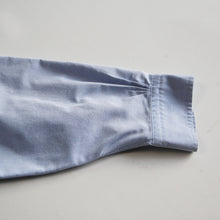 Load image into Gallery viewer, OLD "BROOKS BROTHERS" OXFORD B.D SHIRT (MEDIUM) MADE IN USA