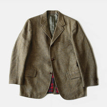 Load image into Gallery viewer, 1960's "ABERCROMBIE & FITCH" THREE BUTTON WOOL JACKET (MEDIUM) MINT CONDITION