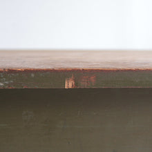 Load image into Gallery viewer, WW2 "U.S.N" VINTAGE WOODEN TABLE FROM W.P.I