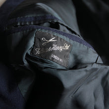 Load image into Gallery viewer, VINTAGE "C.P.C" WOOL BRITISH BLAZER (LARGE)
