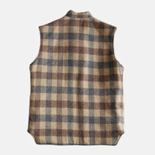 Load image into Gallery viewer, 1970's "WOOLRICH" REVERSIBLE OUTDOOR VEST (MEDIUM)