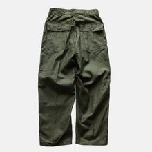 画像をギャラリービューアに読み込む, 1960&#39;s &quot;U.S.ARMY&quot; OG-107 COTTON SATEEN TROUSER (SZ W32×L29 / DEADSTOCK)
