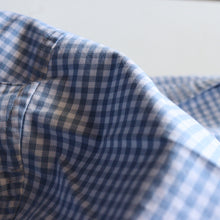 Load image into Gallery viewer, "BROOKS BROTHERS" OXFORD COTTON B.D SHIRT (SZ 17 / GINGHAM CHECK / GOOD CONDITION)
