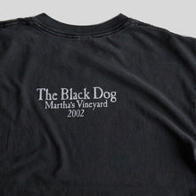 Load image into Gallery viewer, 2000's "THE BLACK DOG" COTTON T-SHIRT (SZ ABOUT XL / GOOD AGING)
