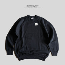 Load image into Gallery viewer, 1990's "FRUIT OF THE LOOM" SWEAT SHIRT (SZ MEDIUM / BLACK / DEADSTOCK)
