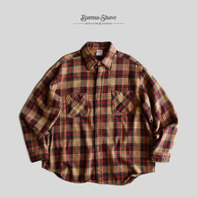 Load image into Gallery viewer, 1970's "BIG MAC" HEAVY COTTON FLANNEL SHIRT (SZ XL / GOOD CONDITION)
