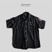 画像をギャラリービューアに読み込む, 1960's～ "KING LOUIE" BLACK RAYON BOWLING SHIRT (SZ MEDIUM-LARGE / GOOD CONDITION)
