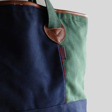 画像をギャラリービューアに読み込む, "BASS" CANVAS TOTE BAG (SZ MEDIUM / AROUND 1980's / GOOD CONDITION)
