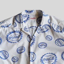 Load image into Gallery viewer, ”COCA COLA" OPEN COLLAR COTTON BOX SHIRT (SZ LARGE / OFICIAL WEAR / AROUND 1980's)
