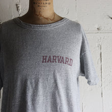 Load image into Gallery viewer, 1980&#39;s &quot;CHAMPION&quot; COTTON T-SHIRT (SZ LARGE / HARVERD PRINT)
