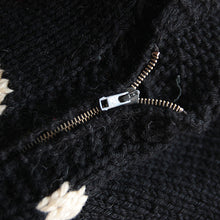 Load image into Gallery viewer, VINTAGE COWICHAN SWEATER (LARGE) RARE BLACK
