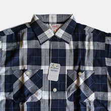 Load image into Gallery viewer, 1950&#39;s &quot;MONTEREY&quot; WOOL BOX PLAID SHIRT WITH BOX (SZ MEDIUM / DEADSTOCK)
