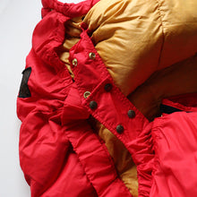 Load image into Gallery viewer, 1970&#39;s &quot;EDDIE BAUER&quot; GOOSE DOWN JACKET (SZ MEDIUM / GOOD FABRIC)
