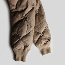 Load image into Gallery viewer, 1970&#39;s～ &quot;EDDIE BAUER&quot; SKYLINER (SZ LARGE / GOOD CONDITION)
