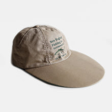 Load image into Gallery viewer, 1990&#39;s &quot;NEW ENGLAND FISHING GEAR&quot; LONGBILL CAP (SZ 58cm-60cm)
