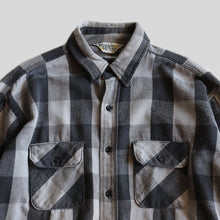 画像をギャラリービューアに読み込む, 1990's "RUGGED WEAR" COTTON FLANNEL SHIRT (SZ LARGE / GOOD CONDITION)
