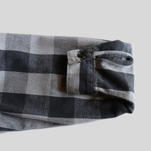 画像をギャラリービューアに読み込む, 1990's "RUGGED WEAR" COTTON FLANNEL SHIRT (SZ LARGE / GOOD CONDITION)
