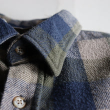 Load image into Gallery viewer, ～1990&#39;s &quot;FIVE BROTHER&quot; COTTON FLANNEL SHIRT (SZ LARGE / USED CONDITION)
