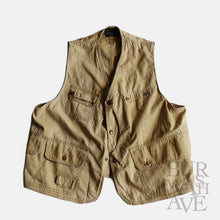 Load image into Gallery viewer, 1950&#39;s &quot;AMERICAN FIELD&quot; FISHING VEST (SZ MEDIUM / HALF MOON)
