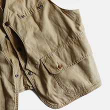 Load image into Gallery viewer, 1950&#39;s &quot;AMERICAN FIELD&quot; FISHING VEST (SZ MEDIUM / HALF MOON)
