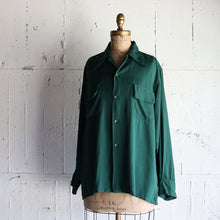 画像をギャラリービューアに読み込む, 1950&#39;s &quot;CROWN SPORTS WEAR&quot; GABARDINE SHIRT (SZ LARGE / GOOD CONDITION)
