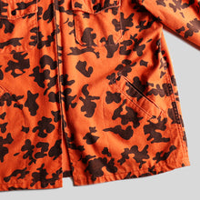 Load image into Gallery viewer, "OUTDOORMANS CLOTHING" CHAMOIS CLOTH HUNTING CAMO FLANNEL SHIRT (SZ LARGE / AROUND 1970's)
