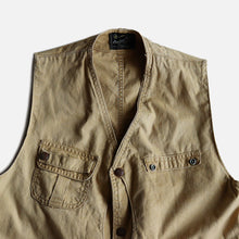Load image into Gallery viewer, 1950&#39;s &quot;AMERICAN FIELD&quot; FISHING VEST (SZ MEDIUM / HALF MOON)
