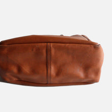 画像をギャラリービューアに読み込む, 1970&#39;s &quot;L.L.BEAN&quot; LEATHER TOTE (SZ MEDIUM / NEAR DEADSTOCK)
