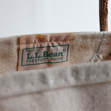 Load image into Gallery viewer, 1980&#39;s～ &quot;L.L.BEAN&quot; TOTE BAG WITH LEATHER HANDLE (SZ MEDIUM / MINT CONDITION / PURPLE COLOR)
