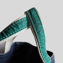 Load image into Gallery viewer, 1980&#39;s &quot;L.L.BEAN&quot; DELUXE TOTE (NAVY×GREEN / USED CONDITION)
