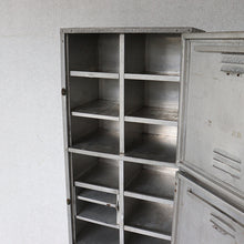 画像をギャラリービューアに読み込む, ～WW2 "U.S.N" MILITARY LOCKER
