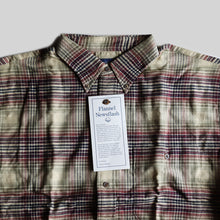 画像をギャラリービューアに読み込む, 1990's～ "LAND'S END"  TRIPLE-BRUSHED FLANNEL B.D SHIRT (SZ LARGE / DEADSTOCK)
