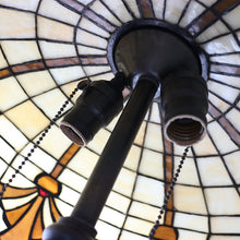 画像をギャラリービューアに読み込む, ANTIQUE &quot;LAMB BROTHERS&quot; LEADED GLASS LAMP (BEAUTIFUL STAINED GLASS)
