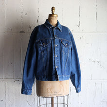 Load image into Gallery viewer, 1980&#39;s &quot;LEVIS&quot; 70505 DENIM TRUCKER (SZ 48 / BIG SIZE / GOOD CONDITION)
