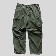 Load image into Gallery viewer, 1960's "U.S.ARMY" JUNGKE FATIGUE TROUSER (SZ LARGE-SHORT / NON RIP / GOOD CONDITION)
