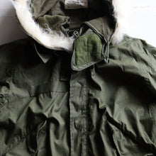 画像をギャラリービューアに読み込む, 1970&#39;s &quot;U.S.ARMY&quot; FISHTAIL MILITARY PARKA (SZ SMALL / DEADSTOCK)
