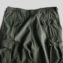 Load image into Gallery viewer, 1960's "U.S.ARMY" JUNGKE FATIGUE TROUSER (SZ LARGE-SHORT / NON RIP / GOOD CONDITION)
