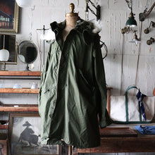 画像をギャラリービューアに読み込む, 1970&#39;s &quot;U.S.ARMY&quot; FISHTAIL MILITARY PARKA (SZ SMALL / DEADSTOCK)

