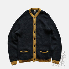 Load image into Gallery viewer, 1950&#39;s～ TWO TONE MOHAIR CARDIGAN (SZ ABOUT L-XL / BLACK AND MASTARD)
