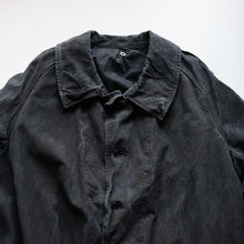 Load image into Gallery viewer, 1940&#39;s FRENCH ARMY M-35 MOTORCYCLE COAT (SZ UNISEX / BLACK OVERDYE)
