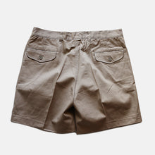 画像をギャラリービューアに読み込む, AROUND 1980&#39;s FRENCH MILITARY CHINO SHORTS (W30.W33.W36 / DEADSTOCK)
