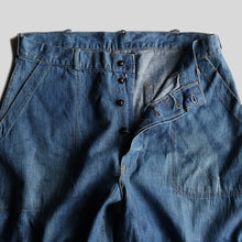 画像をギャラリービューアに読み込む, 1940's～ "U.S.N" DENIM TROUSER WITH STENCIL (SZ W34×L32 / GOOD FADE)

