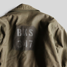 画像をギャラリービューアに読み込む, 1980's "U.S.N" A-2 DECK JACKET WITH STENCIL (SZ 38-40 / GOOD CONDITION)
