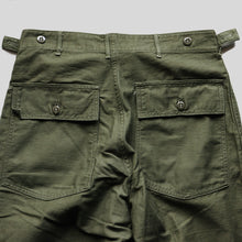 画像をギャラリービューアに読み込む, 1960&#39;s &quot;U.S.ARMY&quot; OG-107 SATEEN TROUSER (W32×L32 / MINT CONDITION)

