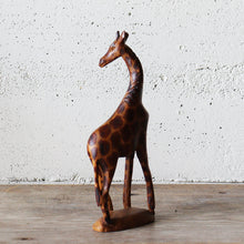 Load image into Gallery viewer, VINTAGE WOODEN GIRAFFE

