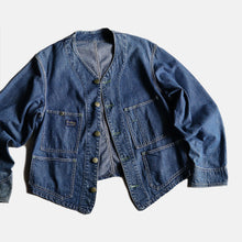 Load image into Gallery viewer, 1950&#39;s &quot;OSHKOSH&quot; INDIGO DENIM ENGINEER JACKET (SZ LARGE / GOOD INDIGO)
