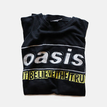 Load image into Gallery viewer, 2005&#39;s &quot;OASIS&quot; MUSIC T-SHIRT (SZ XL / GOOD CONDITION)
