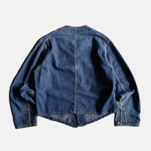 Load image into Gallery viewer, 1950&#39;s &quot;OSHKOSH&quot; INDIGO DENIM ENGINEER JACKET (SZ LARGE / GOOD INDIGO)
