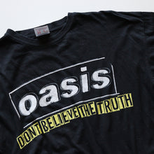 Load image into Gallery viewer, 2005&#39;s &quot;OASIS&quot; MUSIC T-SHIRT (SZ XL / GOOD CONDITION)
