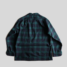 Load image into Gallery viewer, 1970's "PENDLETON" WOOL BOX SHIRT (SZ LARGE / GOOD CONDITION)
